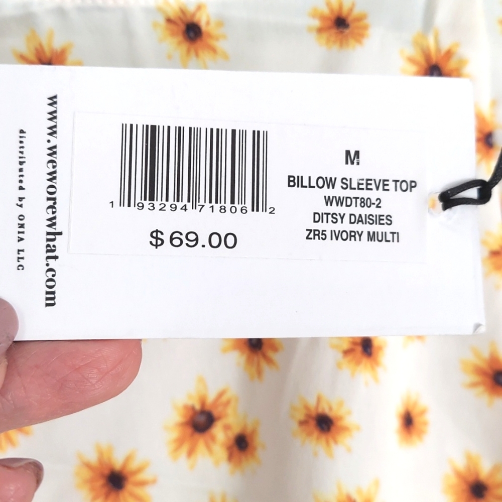 Weworewhat Top, Size M, Long Sleeve, No Back, Sunflower Print, Satiny Fabric NEW - Picture 6 of 8
